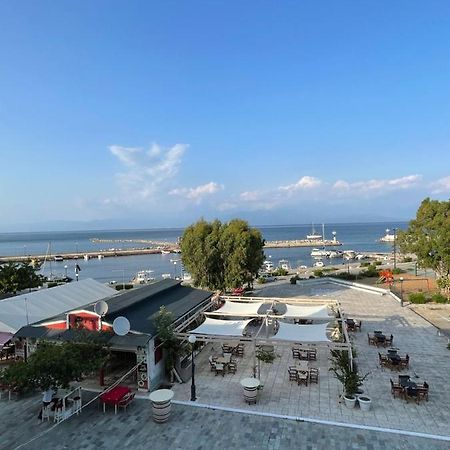 Grand Apartments Nea Koroni Exterior photo
