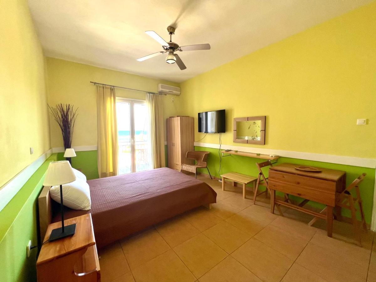 Grand Apartments Nea Koroni Exterior photo